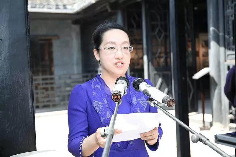 市委常委、宣传部长张红霞主持开馆仪式