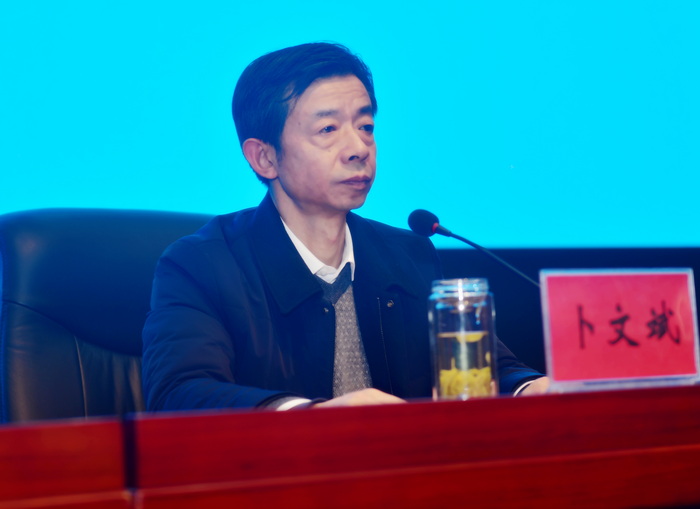 �п�Э������ǡ���ϯ���ı�����������