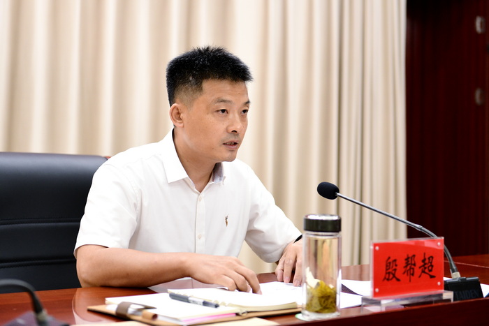 �����������Ա���Ƽ����ų���ﳬ��ϯ���鲢����